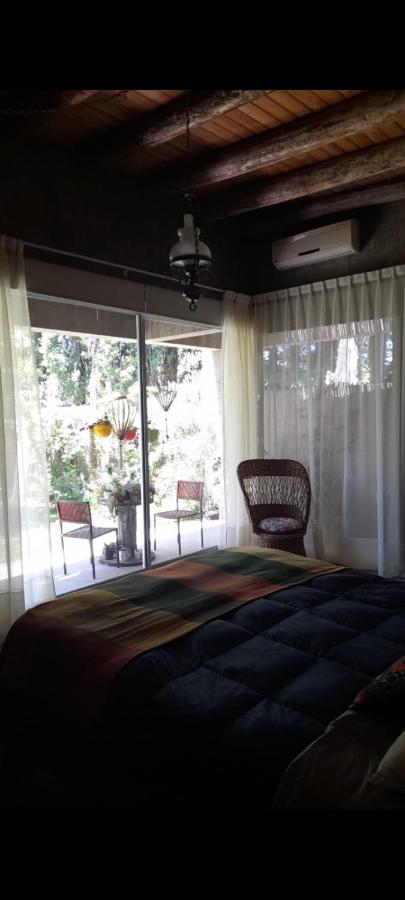 Casa Los Cerezos En Chacras De Coria Buitenkant foto