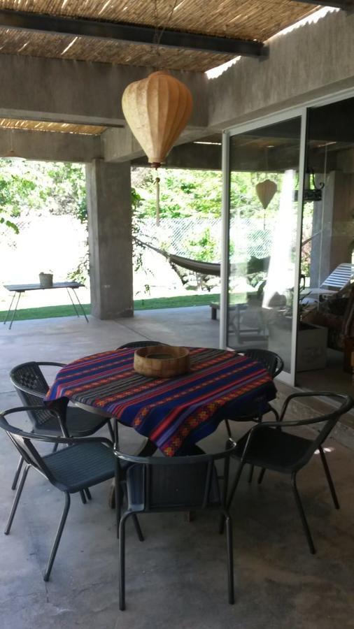 Casa Los Cerezos En Chacras De Coria Buitenkant foto