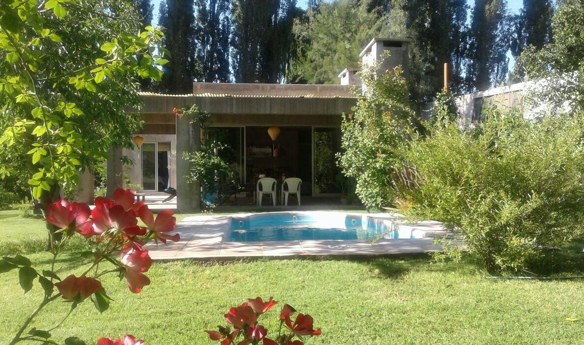 Casa Los Cerezos En Chacras De Coria Buitenkant foto