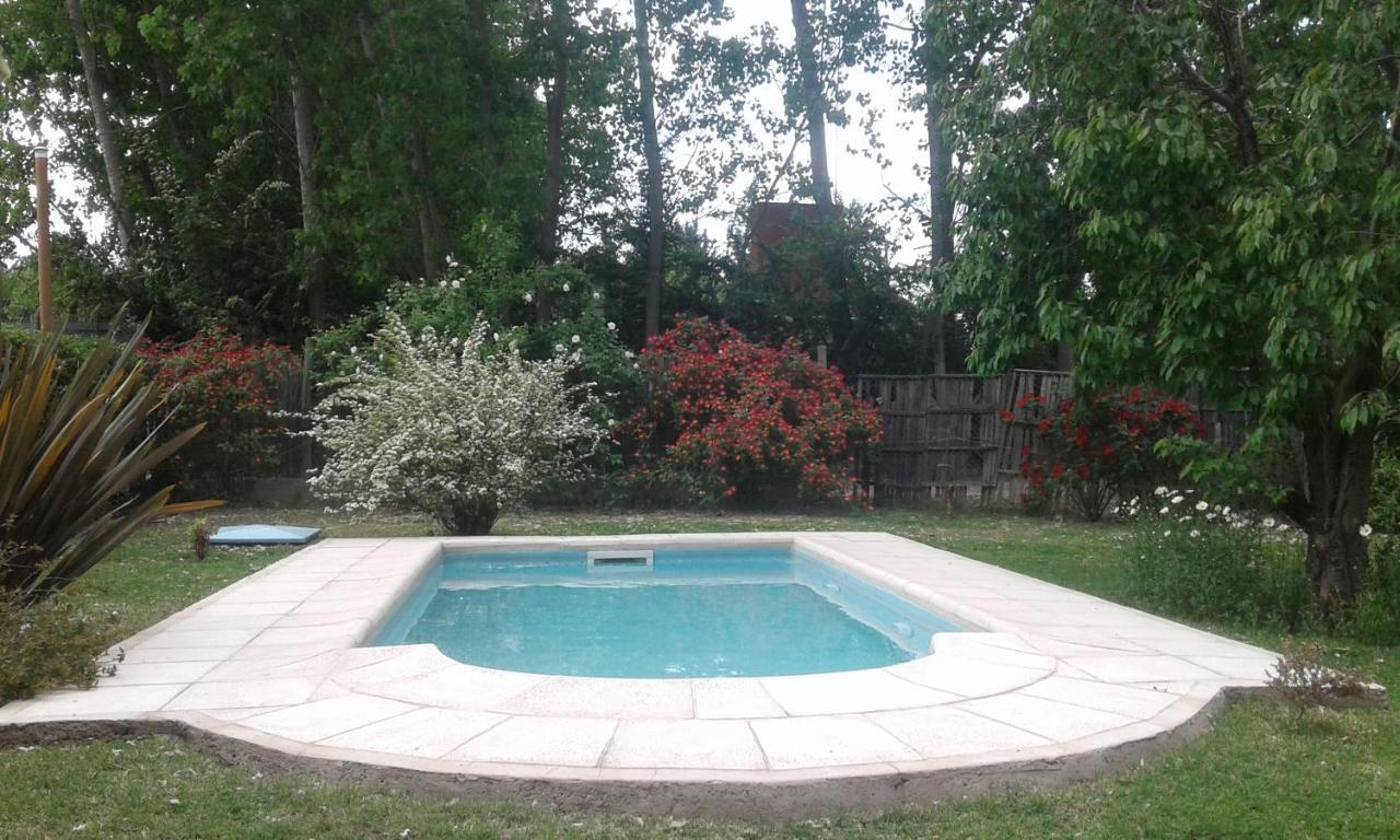 Casa Los Cerezos En Chacras De Coria Buitenkant foto