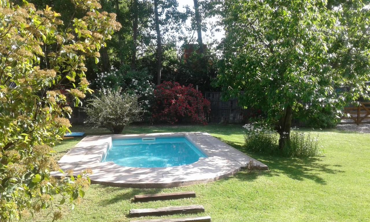 Casa Los Cerezos En Chacras De Coria Buitenkant foto