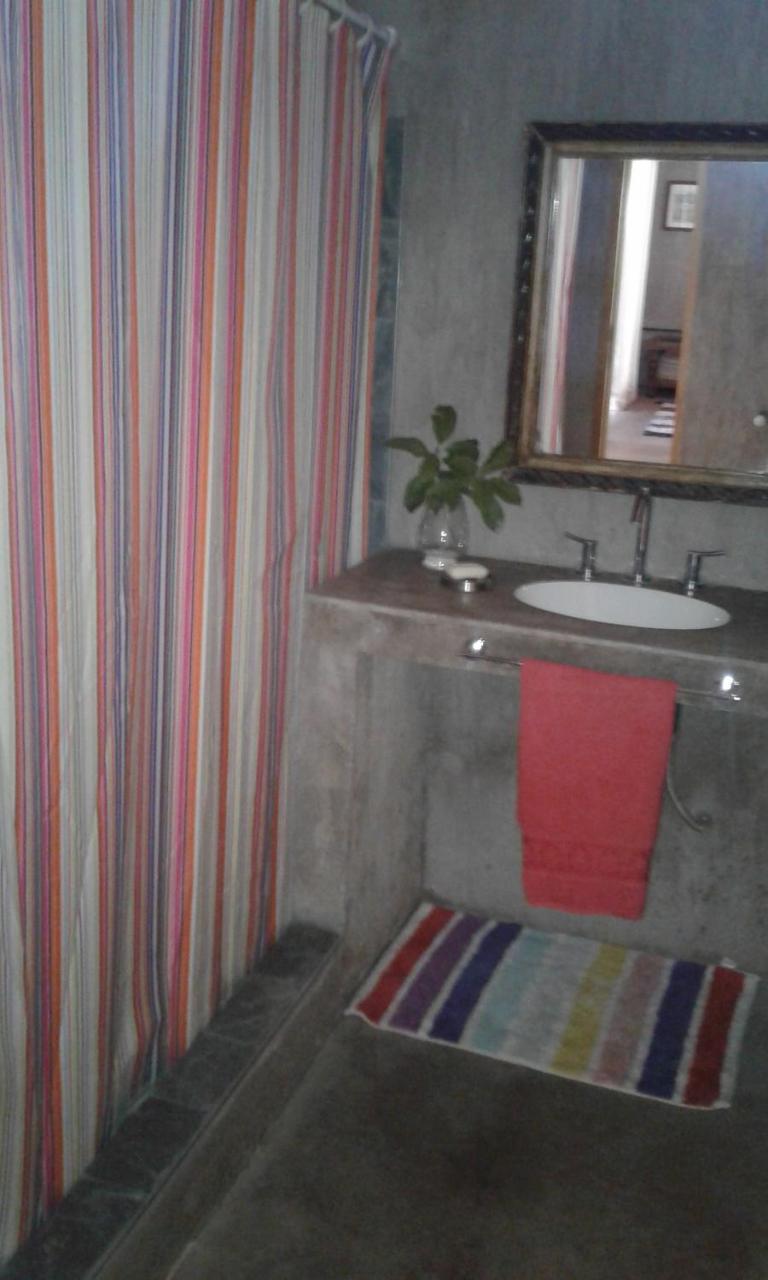 Casa Los Cerezos En Chacras De Coria Buitenkant foto